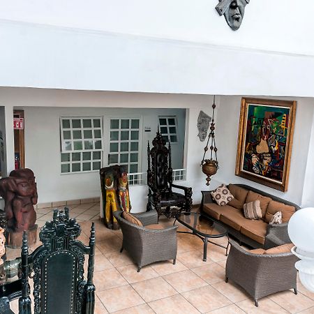 ספופן European Life Style Executive Suites מראה חיצוני תמונה